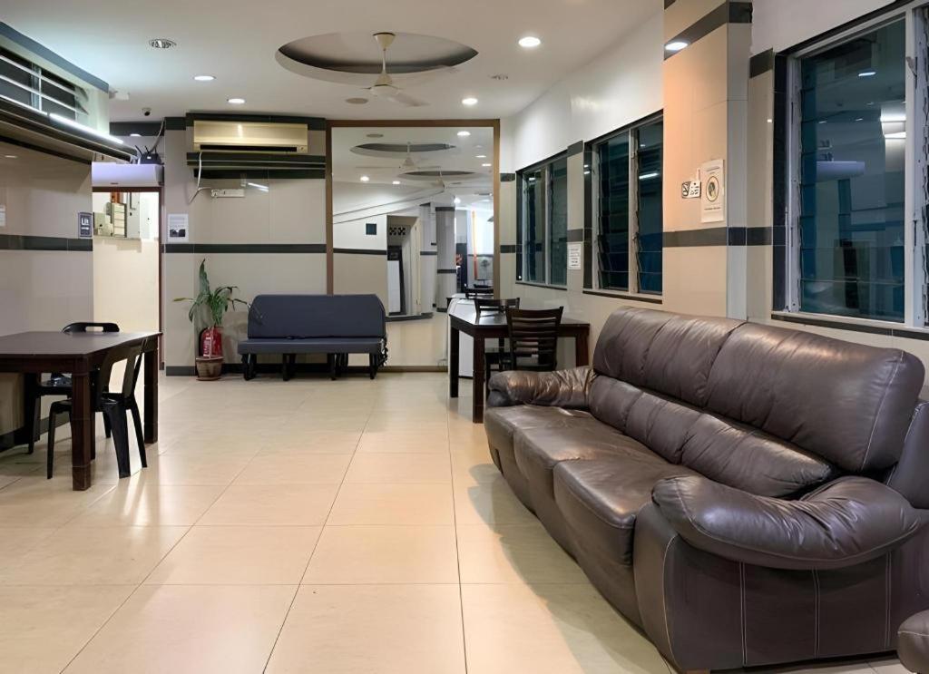 Burmahtel Hotel George Town Extérieur photo