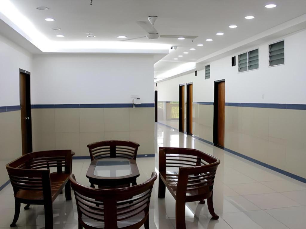 Burmahtel Hotel George Town Extérieur photo